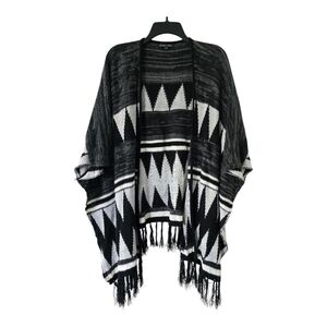 Double Zero Poncho Cardigan Women Sz S/M Mixed Print Fringe Cozy Boho Art Heavy